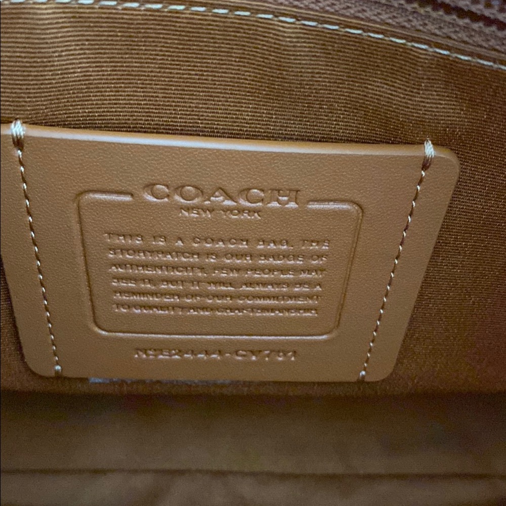 NWT Coach District Crossbody Bag In Signature Canvas - Picture 8 of 10